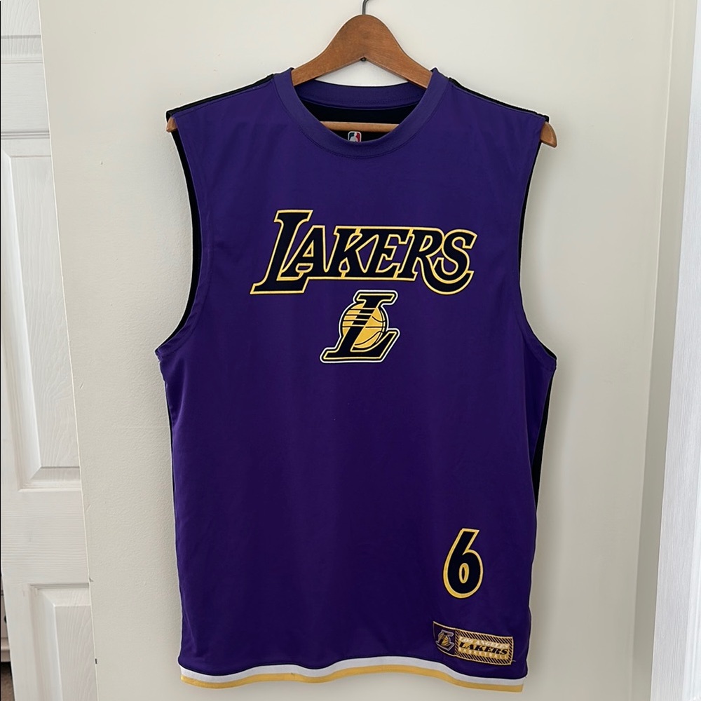 NBA Los Angeles Lakers LeBron James #6 Jersey – Men’s Size Medium